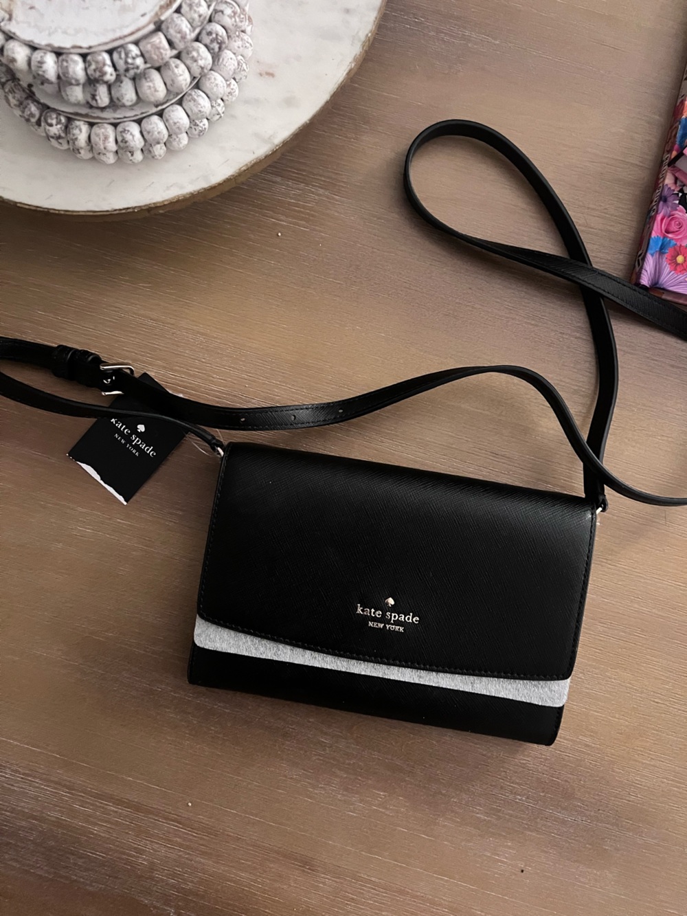 NWT kate spade perry saffiano leather crossbody wallet
